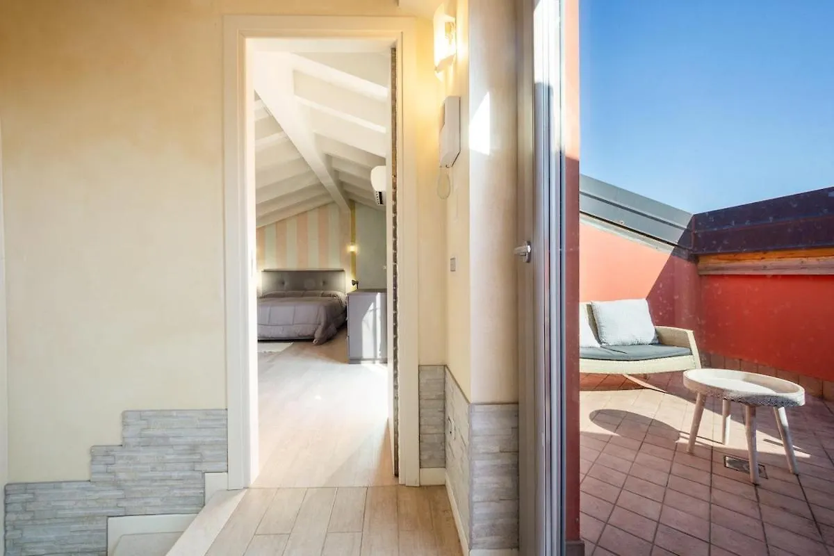 Luxury Villa On Garda Lake ソイアーノ・デル・ラーゴ