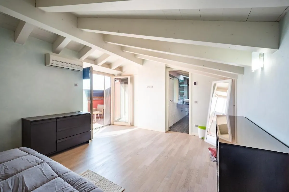 Luxury Villa On Garda Lake ソイアーノ・デル・ラーゴ