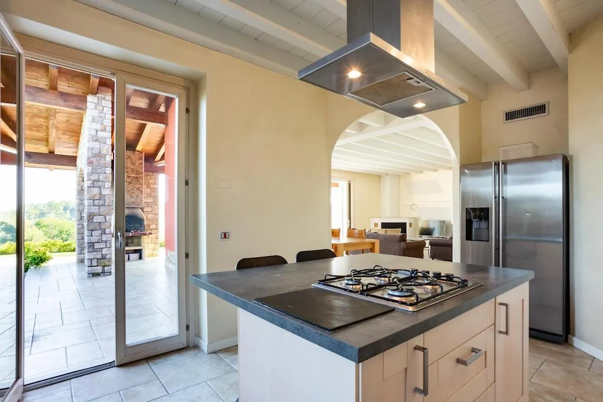 Luxury Villa On Garda Lake Soiano Del Lago Italie