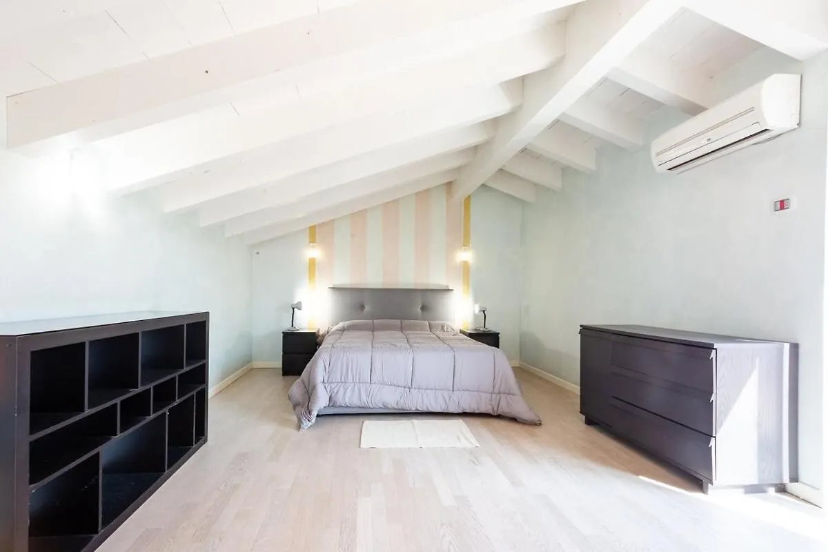 Luxury Villa On Garda Lake Soiano Del Lago Ιταλία